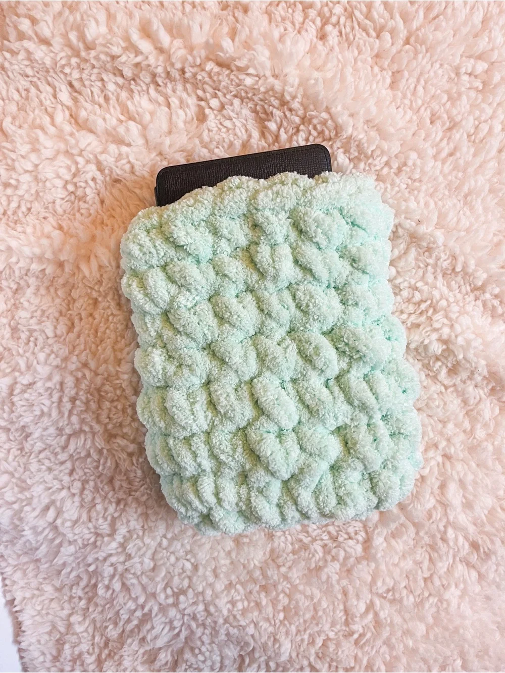 Handmade Chunky Knit Mint Kindle Case